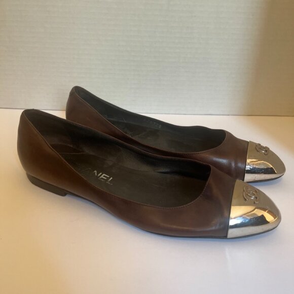 Chanel Leather Dark Brown Cap Toe Metal CC Flats Chocolate Shoes EU 37 / US 7 - Picture 3 of 11